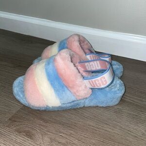 UGG Women’s Fluff Slides